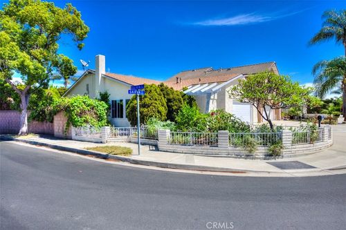 6395 Saipan St, Cypress, CA, 90630-5618 | Card Image