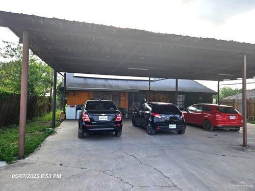 624 W Roosevelt Rd, Donna, TX, 78537-5223 | Card Image