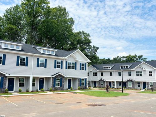 127 Pendleton Place Way, Pendleton, SC, 29670-1889 | Card Image