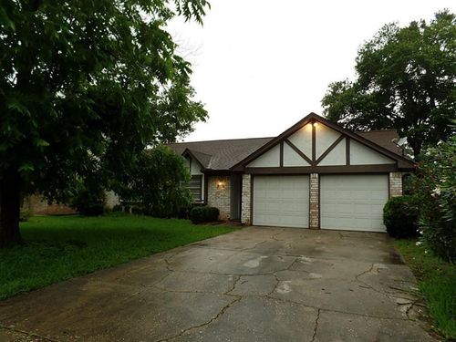 8110 Amurwood Dr, Tomball, TX, 77375-5402 | Card Image