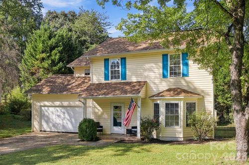 7519 Katherine Dr, Denver, NC, 28037-8201 | Card Image