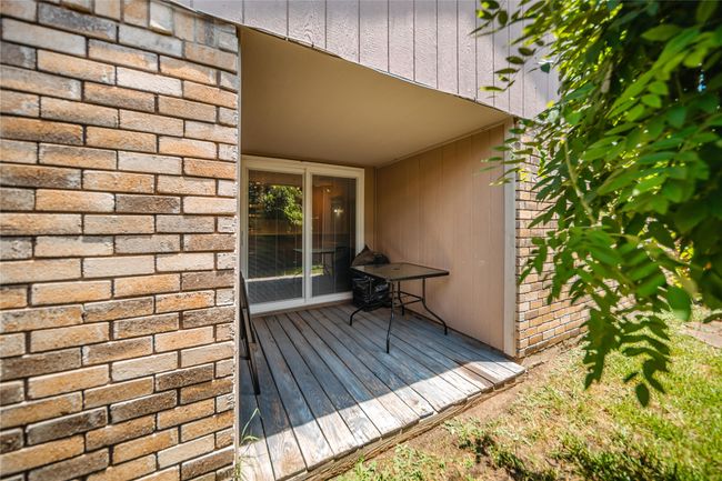 View of wooden terrace | Image 30