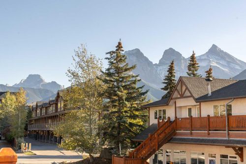 205-112 Kananaskis Way, Canmore, AB, T1W2X2 | Card Image