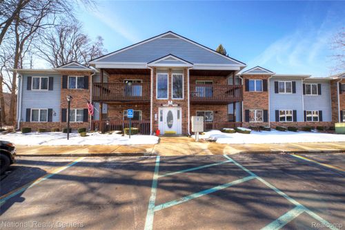 107-1465 Shoemaker Dr, Westland, MI, 48185-7704 | Card Image