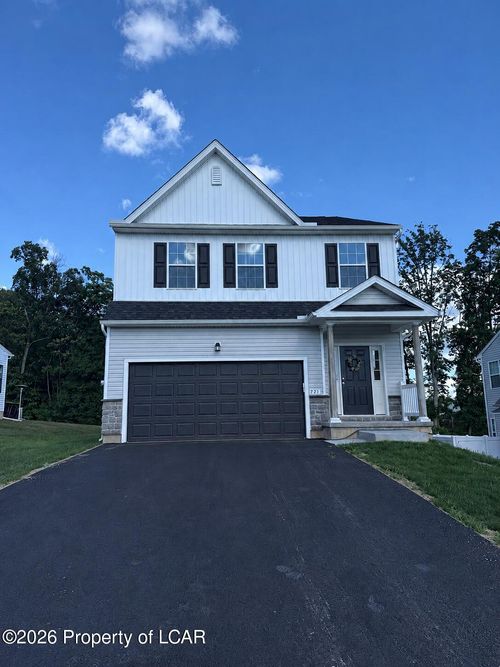 721 Quarry Rd, Drums, PA, 18222-7700 | Card Image