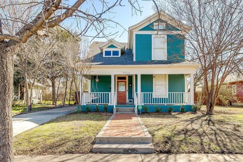 1523 Alston Ave, Fort Worth, TX, 76104-4511 | Card Image