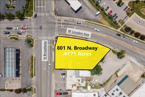801 N Broadway, Lexington, KY, 40508-1591 | Card Image