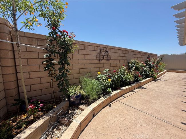 338 Linnea Flds, House other with 2 bedrooms, 2 bathrooms and 2 parking in Beaumont CA | Image 26