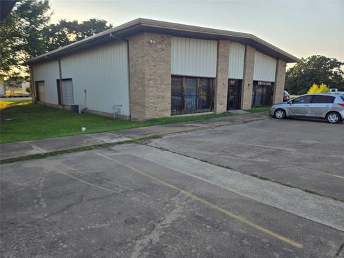 1331 Sharon Ln, Sulphur Springs, TX, 75482-5510 | Card Image
