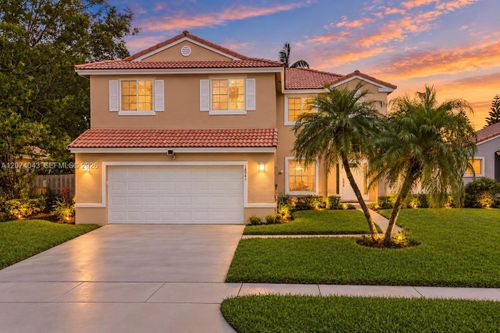 18961 Nw 10th Ter, Pembroke Pines, FL, 33029-2930 | Card Image