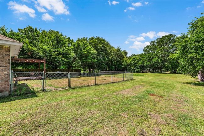 5212 Cross Timber Rd W, House other with 3 bedrooms, 2 bathrooms and null parking in Cleburne TX | Image 24