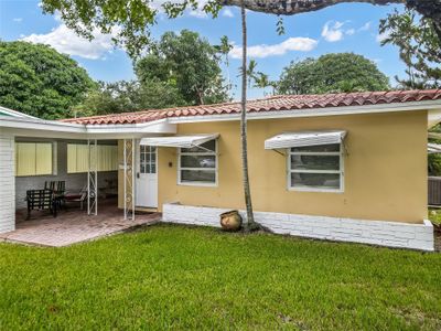 1420 S Miami Rd, House other with 2 bedrooms, 2 bathrooms and null parking in Fort Lauderdale FL | Image 2