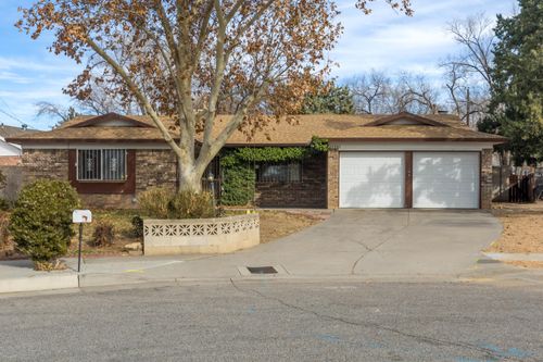 10021 Natalie Ct Ne, Albuquerque, NM, 87111-3517 | Card Image