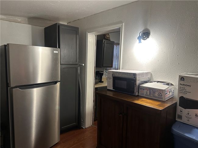 1411 Consuelo St, House other with 3 bedrooms, 1 bathrooms and 2 parking in Alice TX | Image 14
