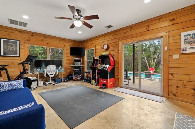 Currently being used as the family room, but can be used as the third bedroom | Image 28
