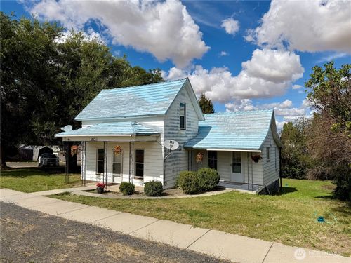 105 Se Pope Ave, Wilbur, WA, 99185-5125 | Card Image