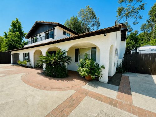 12781 Barrett Ln, Santa Ana, CA, 92705-6325 | Card Image
