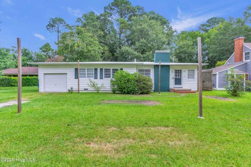 4011 Peachtree Ave, Wilmington, NC, 28403-6830 | Card Image