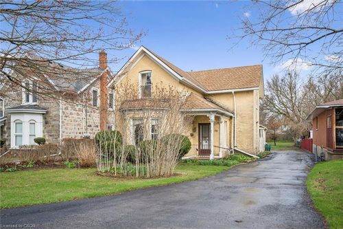 56 Mcnaughton St, Cambridge, ON, N1R1Z3 | Card Image