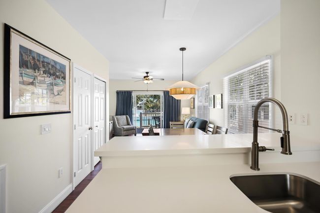 Spacious open floorplan | Image 10