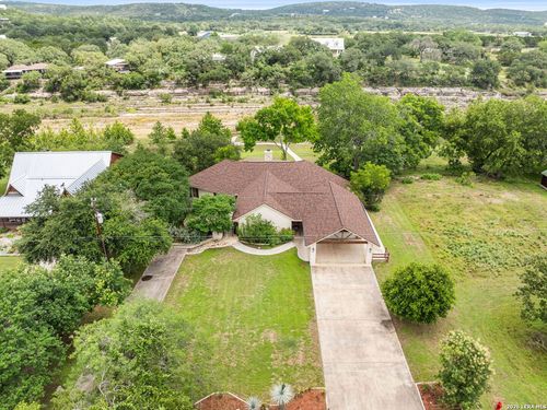 413 Hidden Valley Rd, Wimberley, TX, 78676-5710 | Card Image