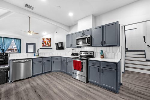 6818 Catarina Cir, Houston, TX, 77084-1282 | Card Image