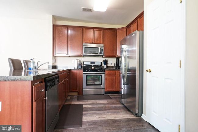 124 Meadow Cir, Townhouse with 3 bedrooms, 3 bathrooms and null parking in Mays Landing NJ | Image 10