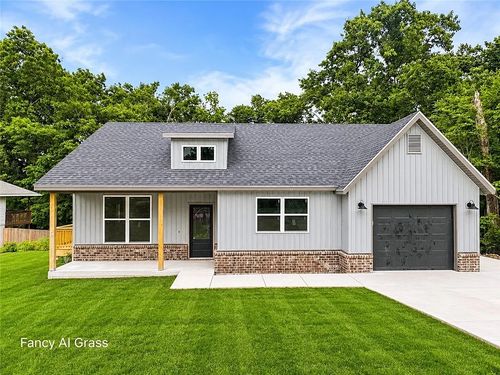68 Kirkwall Dr, Bella Vista, AR, 72715-6107 | Card Image