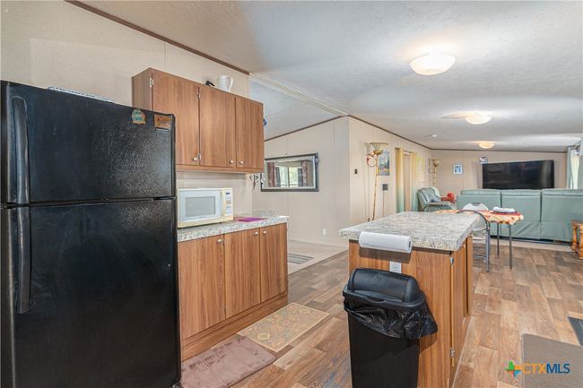 2105 Fm 1104, House other with 3 bedrooms, 2 bathrooms and null parking in Kingsbury TX | Image 16