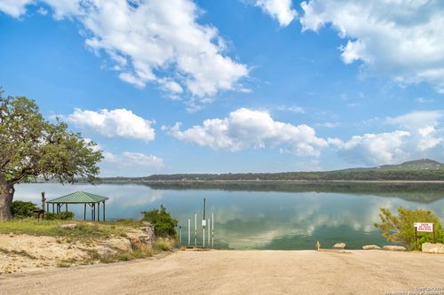 1629 Private Road 1518, Bandera, TX, 78003-5336 | Card Image