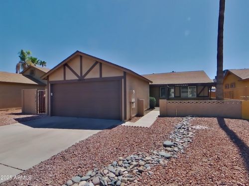 10017 N 66th Ln, Glendale, AZ, 85302-7008 | Card Image