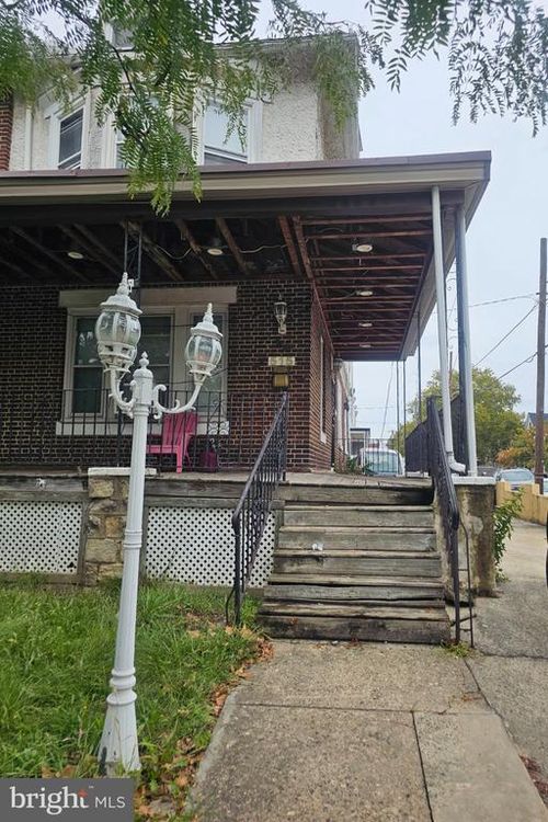 515 Robbins St, PHILADELPHIA, PA, 19111-5763 | Card Image