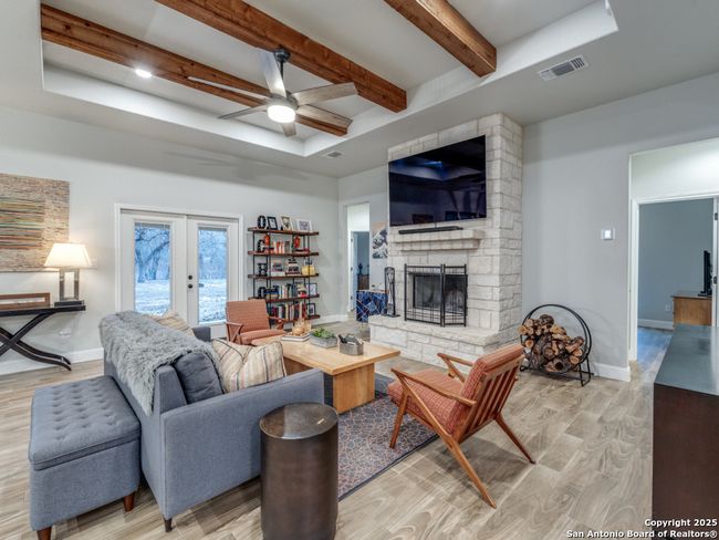 164 Crescent Rdg, House other with 4 bedrooms, 3 bathrooms and null parking in Adkins TX | Image 6