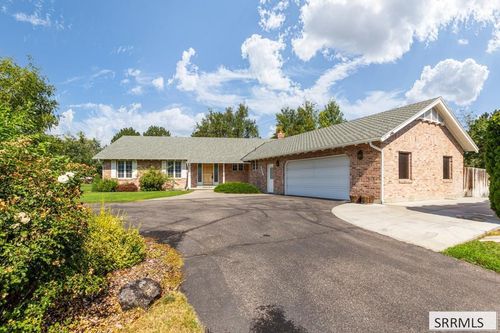 2770 Homestead Ln, Idaho Falls, ID, 83404-7149 | Card Image