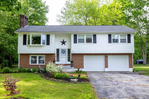 32 Alvirne Dr, Hudson, NH, 03051-3226 | Card Image