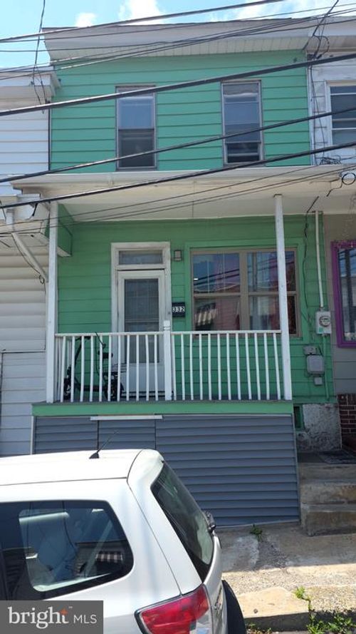 332 S Jardin St, SHENANDOAH, PA, 17976-2273 | Card Image