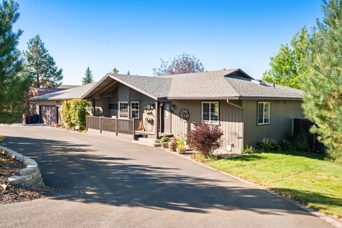 3111 Sw 46th St, Redmond, OR, 97756-7823 | Card Image