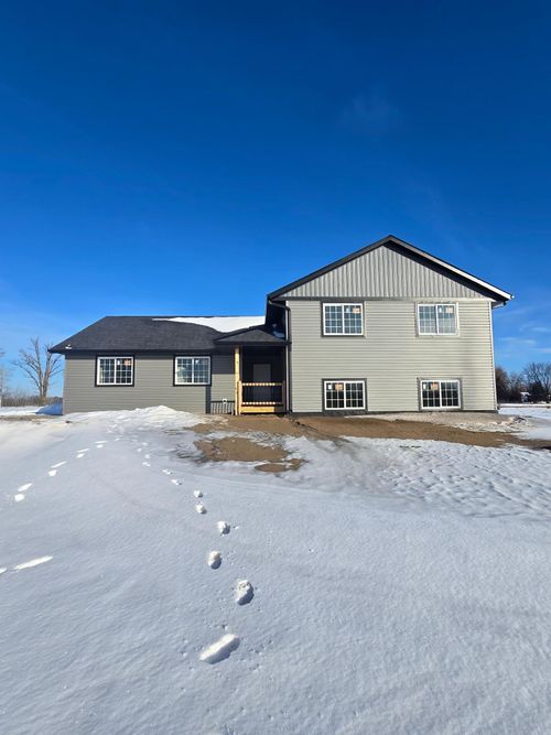 7319 Rolling Meadows Cir, Pine City, MN, 55063-5901 | Card Image