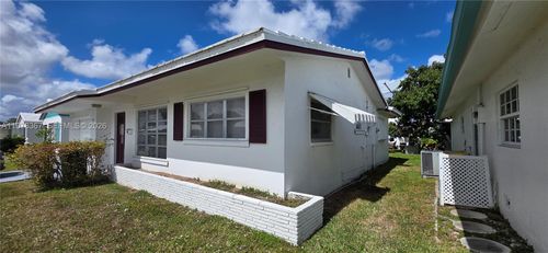 6803 Nw 75th Ct, Tamarac, FL, 33321-5262 | Card Image