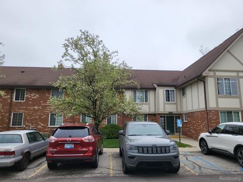 30256 Southfield Rd, Southfield, MI, 48076-1305 | Card Image