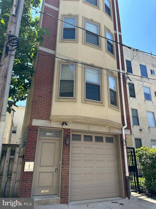 1228 Nectarine St, PHILADELPHIA, PA, 19123-3393 | Card Image