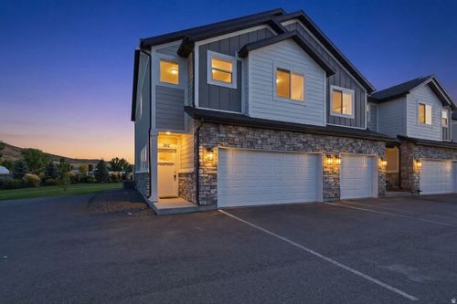 302 N 100 W, Morgan, UT, 84050-9277 | Card Image