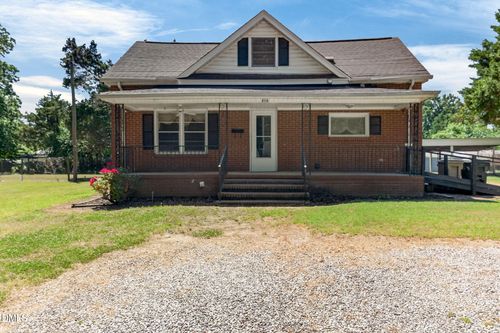 210 Bagwell St, Garner, NC, 27529-3304 | Card Image