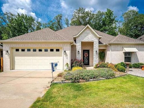 7624 Garden Way Dr, Sherwood, AR, 72120-4426 | Card Image