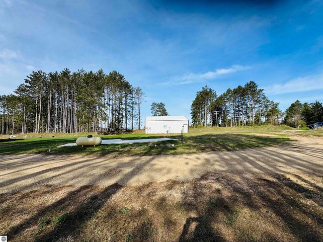 9925 W 16 Rd, Home with 0 bedrooms, 0 bathrooms and null parking in Mesick MI | Image 10