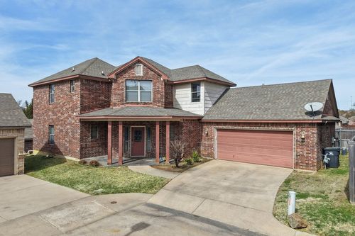 5107 Chesterfield Pl, Arlington, TX, 76017-4928 | Card Image