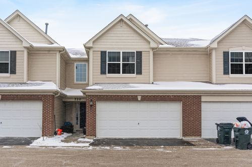 520 Silverton Dr, Grayslake, IL, 60030-2773 | Card Image