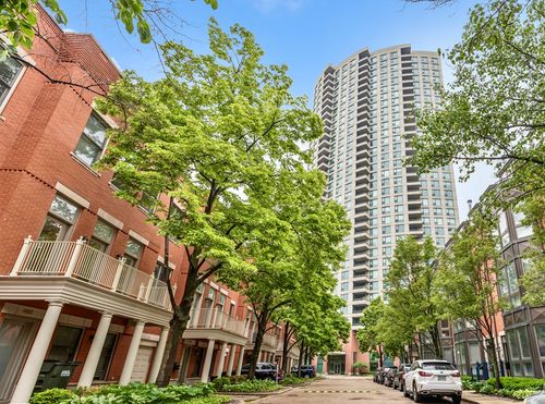 apt-1804-501 N Clinton St, Chicago, IL, 60654-8887 | Card Image
