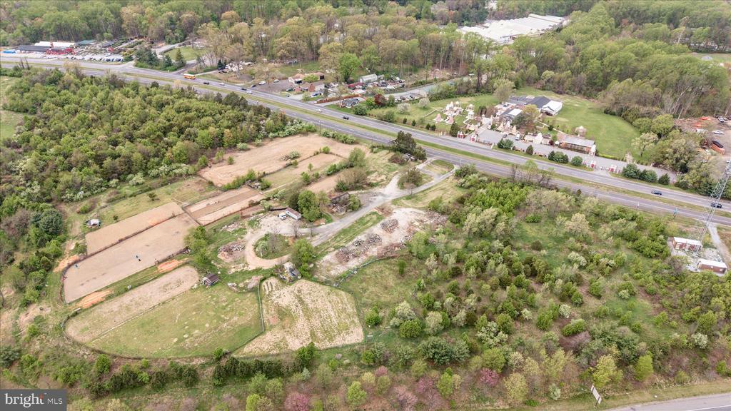 Land in BURTONSVILLE 3