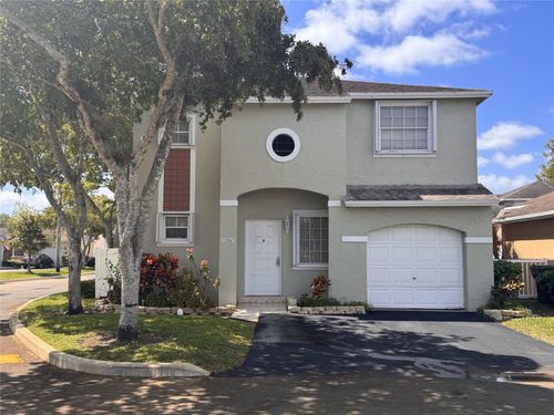 12060 Nw 13th St, Pembroke Pines, FL, 33026-4353 | Card Image